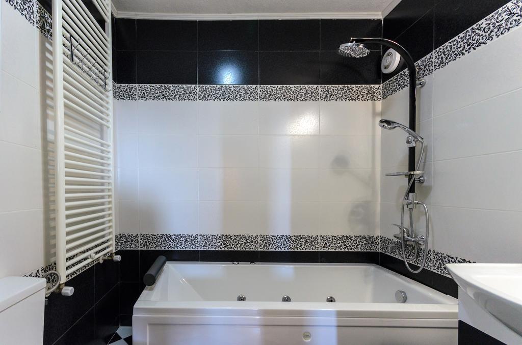 Aries Apartments Bitola Eksteriør billede